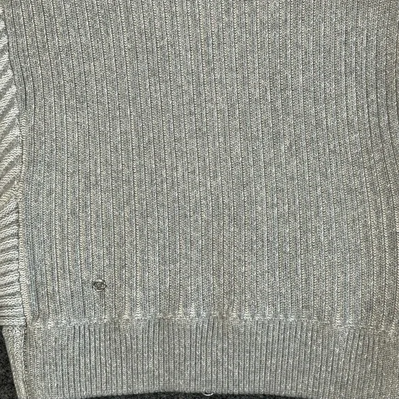 Lululemon Embrace Full Zip Hoodie Scuba Sweater -Gray - Women's Size 4 - EUC!!!! - Picture 11 of 16